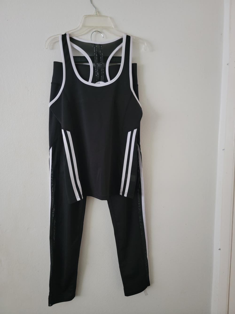 Black and White Athletic Tank and Leggings Set